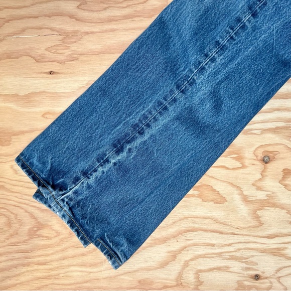 Lᴇᴠɪ’s 501 5 Pᴏᴄᴋᴇᴛ Bᴜᴛᴛᴏɴ Fʟʏ Jᴇᴀɴs - Picture 8 of 11